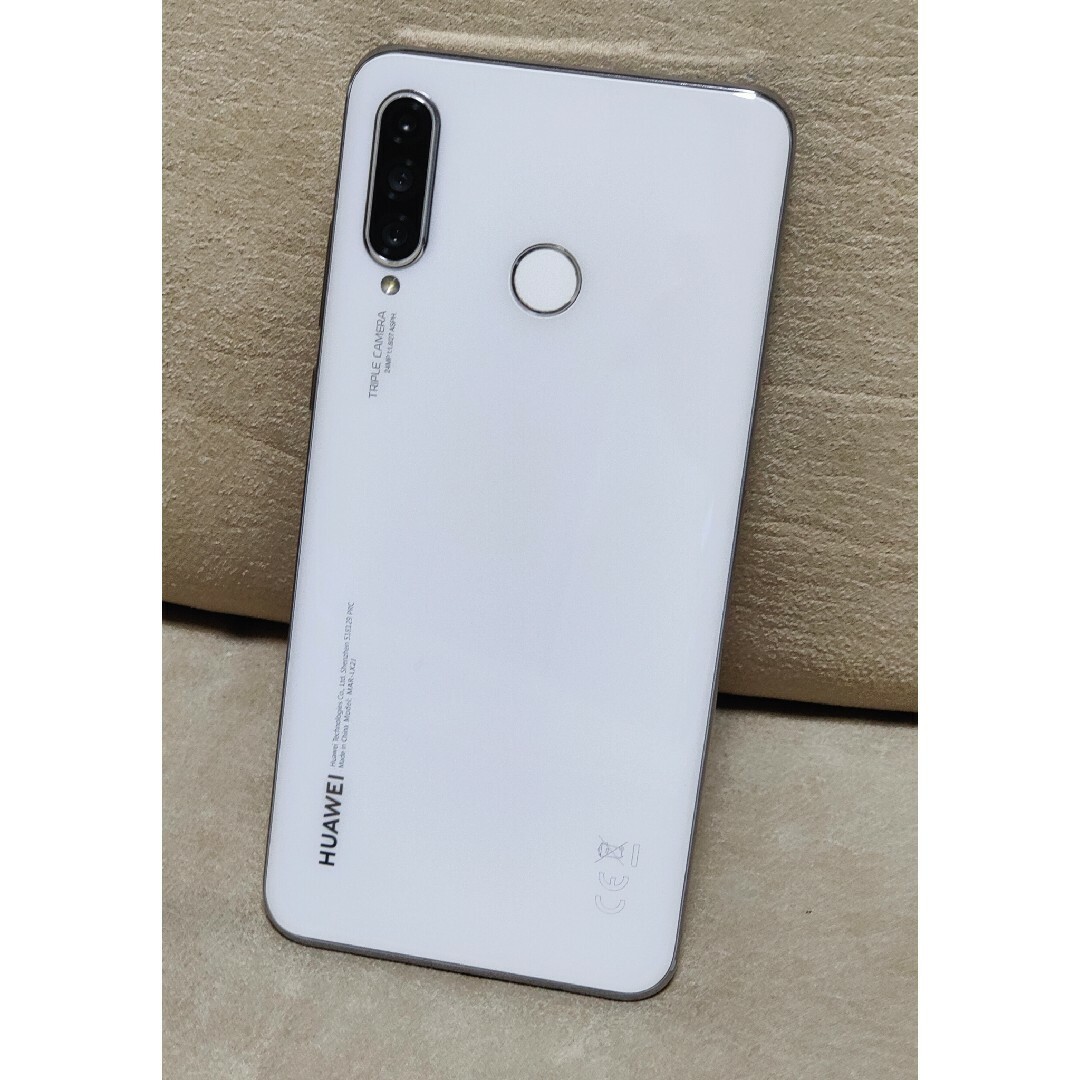 HUAWEI(ファーウェイ)のHUAWEI P30 lite パールホワイト スマホ/家電/カメラのスマートフォン/携帯電話(スマートフォン本体)の商品写真