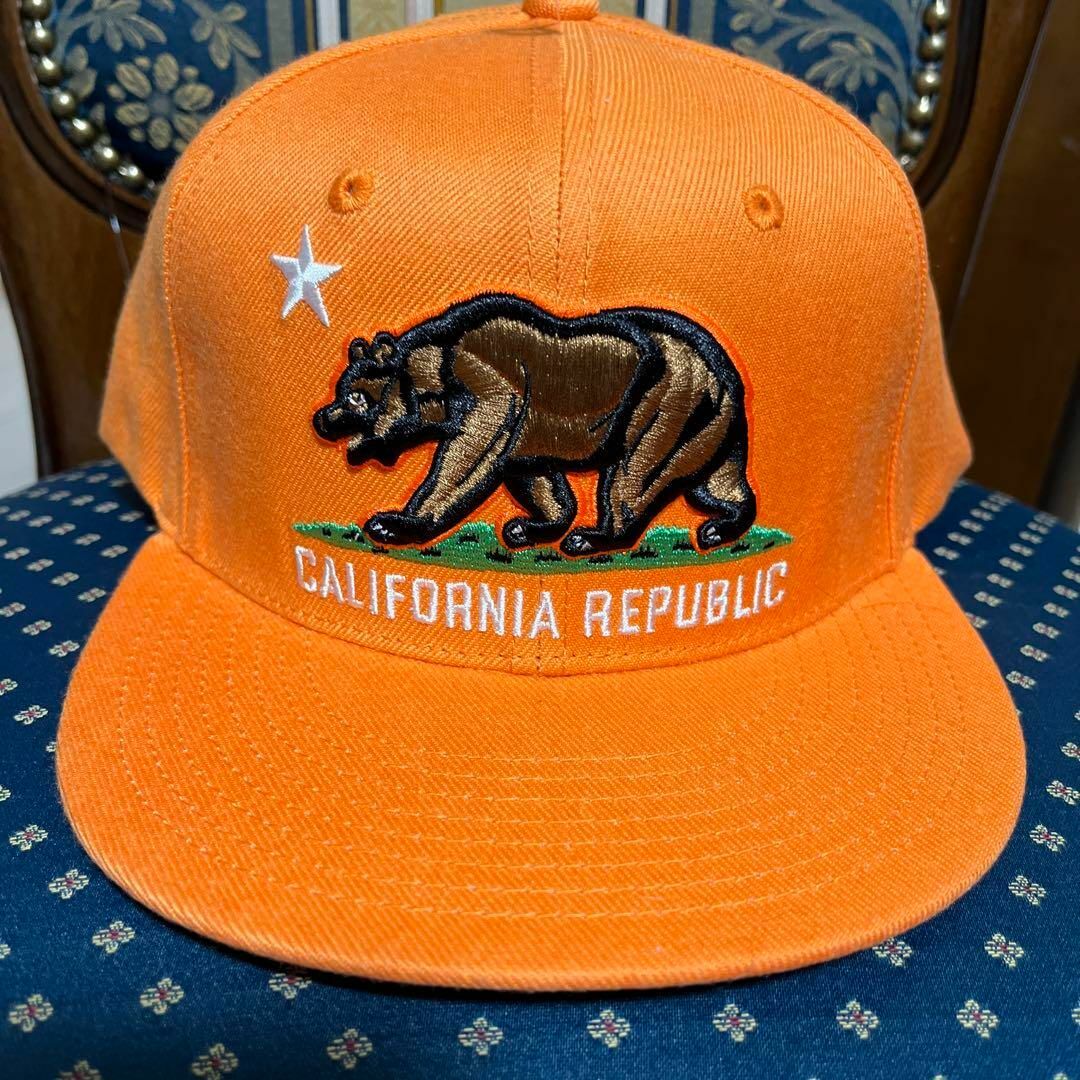 ◼️ CALIFORNIA REPUBLIC 立体刺繍  オレンジ メンズの帽子(キャップ)の商品写真