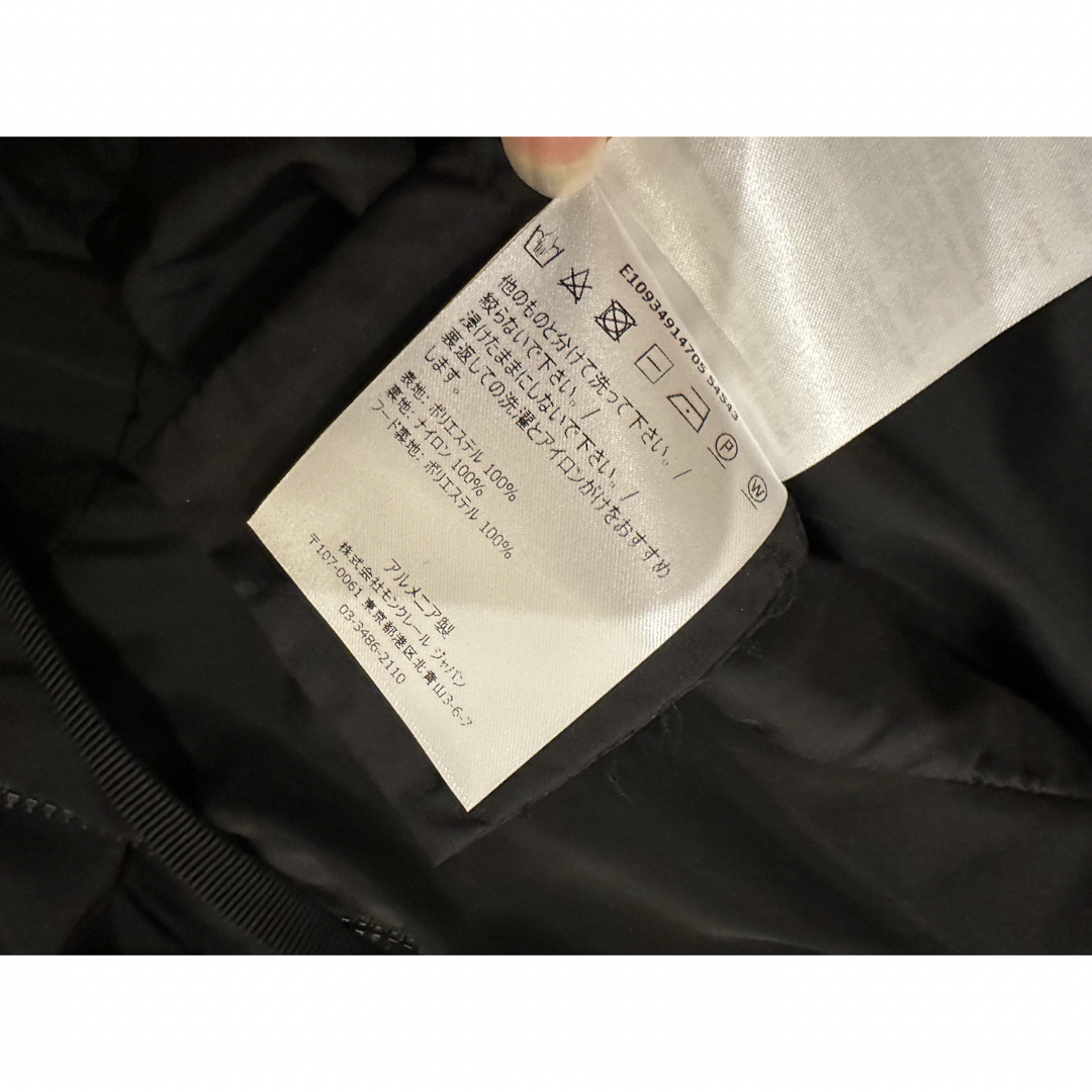 MONCLER(モンクレール)のモンクレール　トパーズ　topaz ブラック　moncler レディースのジャケット/アウター(スプリングコート)の商品写真