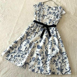 LAURA ASHLEY - 【美品】  ローラアシュレイ　フレアワンピース エンボス 花柄 蝶々 鳥 XL