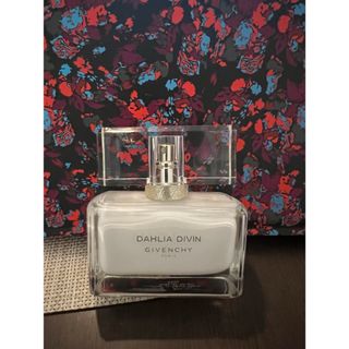 ジバンシィ(GIVENCHY)の【GIVENCY】ダリア ディヴァン オーイニシアル オードトワレ50ml(香水(女性用))