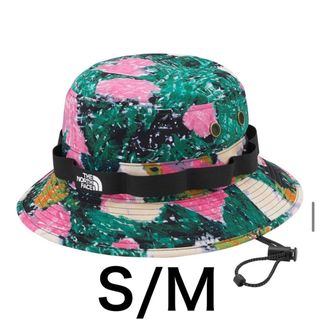 シュプリーム(Supreme)のシュプリーム　ノースフェイス　バケハ　ハット　花柄　付属品完備(ハット)