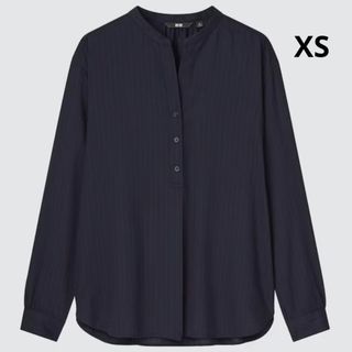 ユニクロ(UNIQLO)の【新品】UNIQLO レーヨンストライプリラックスブラウス(69ネイビー XS)(シャツ/ブラウス(長袖/七分))