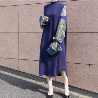 マメ(mame)のStained Glass Printed Sleeve Dress(ロングワンピース/マキシワンピース)