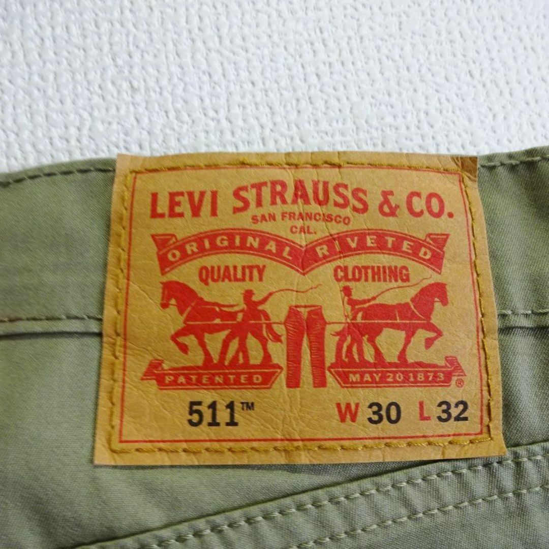 Levi's(リーバイス)の良品★　リーバイス　511　クール　W79cm　スリムデニム　ストレッチ　カーキ メンズのパンツ(デニム/ジーンズ)の商品写真