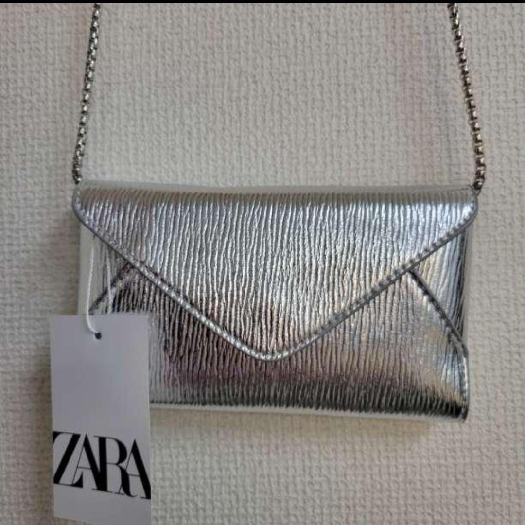 ZARA(ザラ)のZARA クラッチバッグ 結婚式 入学式 ウォレットバック 銀 シルバー 新品 レディースのバッグ(クラッチバッグ)の商品写真