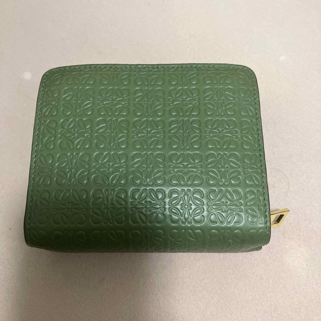 LOEWE(ロエベ)のロエベ　二つ折財布 レディースのファッション小物(財布)の商品写真