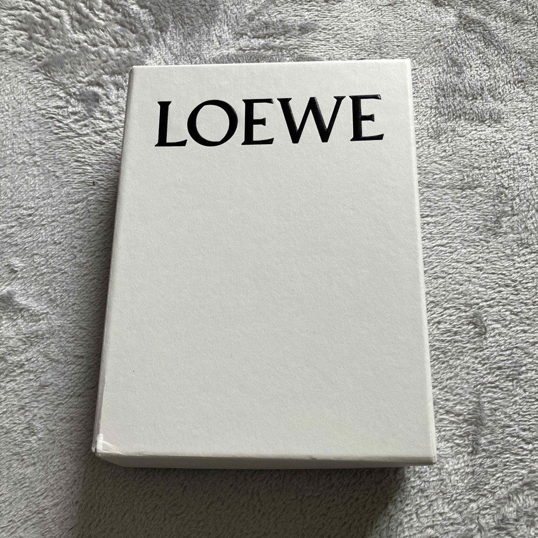 LOEWE(ロエベ)のロエベ　二つ折財布 レディースのファッション小物(財布)の商品写真