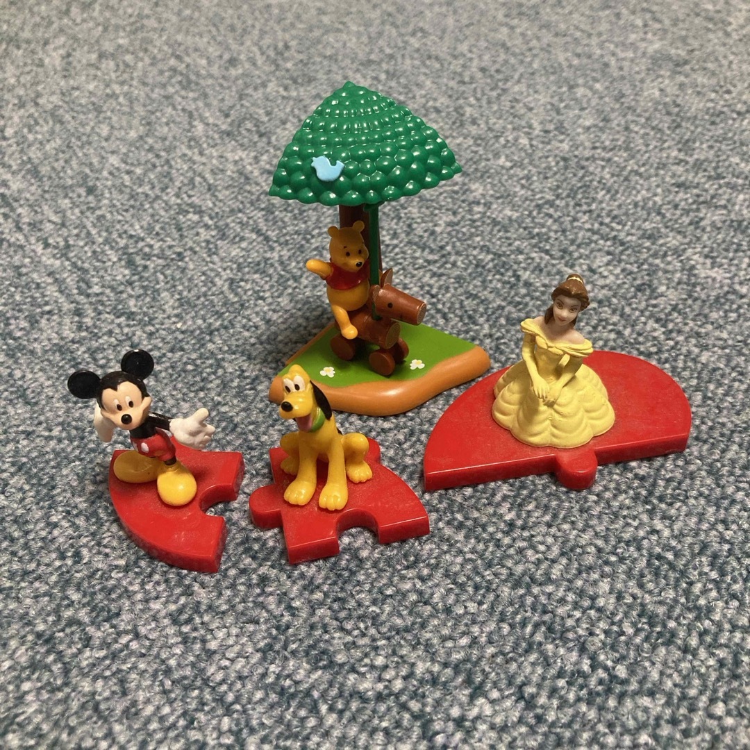 Disney(ディズニー)のディズニーフィギュア エンタメ/ホビーのおもちゃ/ぬいぐるみ(キャラクターグッズ)の商品写真