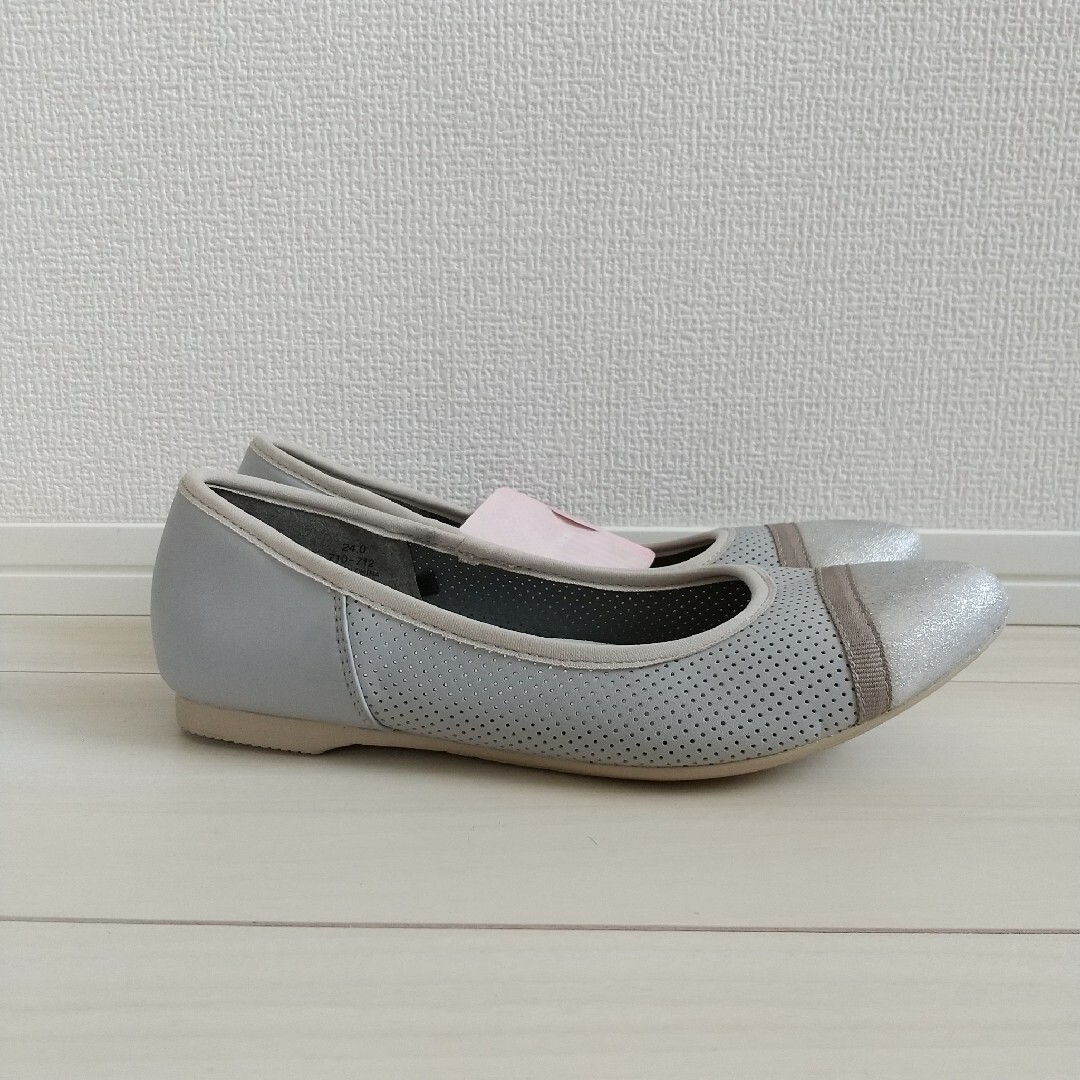 （493）ALLDAY WALK グレー パンプス（24.0cm） レディースの靴/シューズ(ハイヒール/パンプス)の商品写真