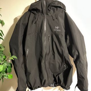 アークテリクス(ARC'TERYX)のArc'teryx beta SV(マウンテンパーカー)