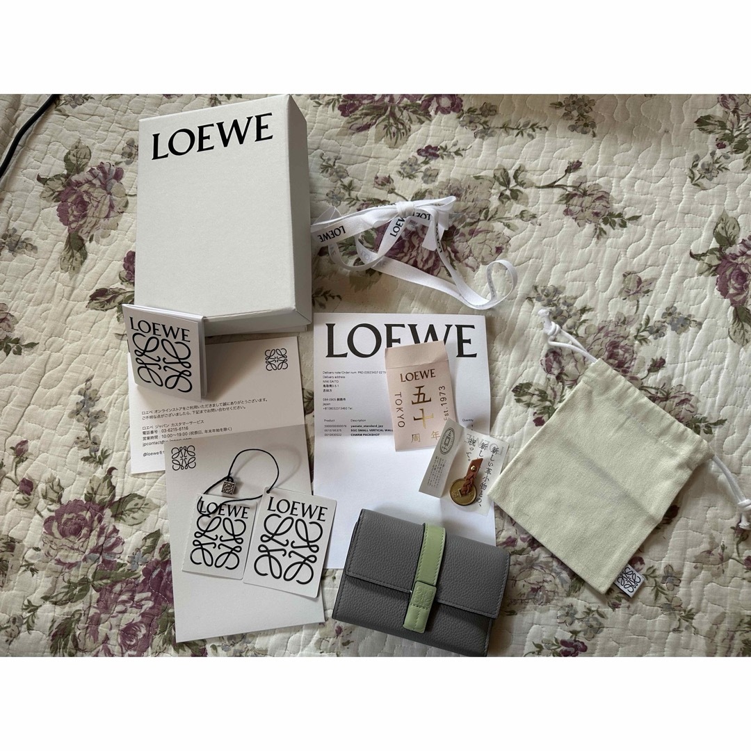 LOEWE(ロエベ)のロエベ ミニ財布　三つ折り財布　バーティカルウォレット レディースのファッション小物(財布)の商品写真