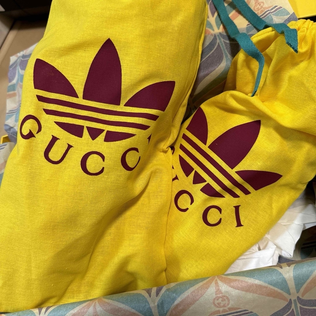 Gucci(グッチ)のGUCCI adidas  Gazelle ガゼル　スニーカー　25.5センチ メンズの靴/シューズ(スニーカー)の商品写真