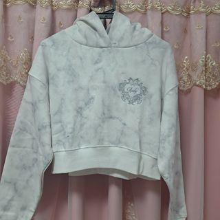 タグ付き新品❤️ホワイト大理石柄ショート丈パーカー❤️