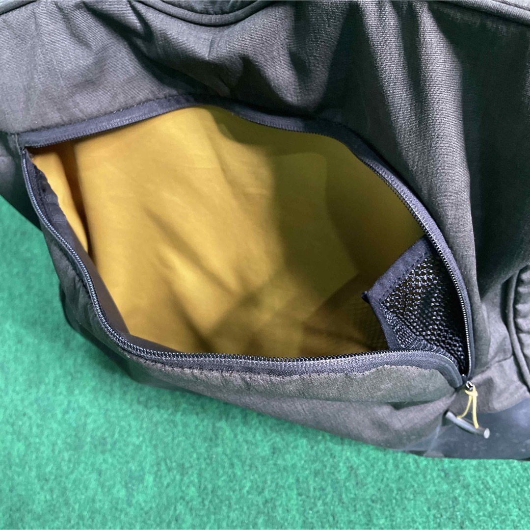 Nordisk(ノルディスク)のNORDISK 2Wayバッグ Lund 18L メレンゲ&マスタードイエロー メンズのバッグ(ビジネスバッグ)の商品写真