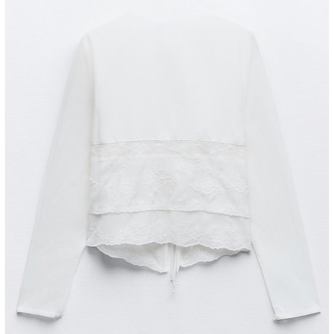 ZARA(ザラ)の【4/25迄限定出品＊新品】ZARA リボンエンブロイダリーシャツ　刺繍トップス レディースのトップス(シャツ/ブラウス(長袖/七分))の商品写真