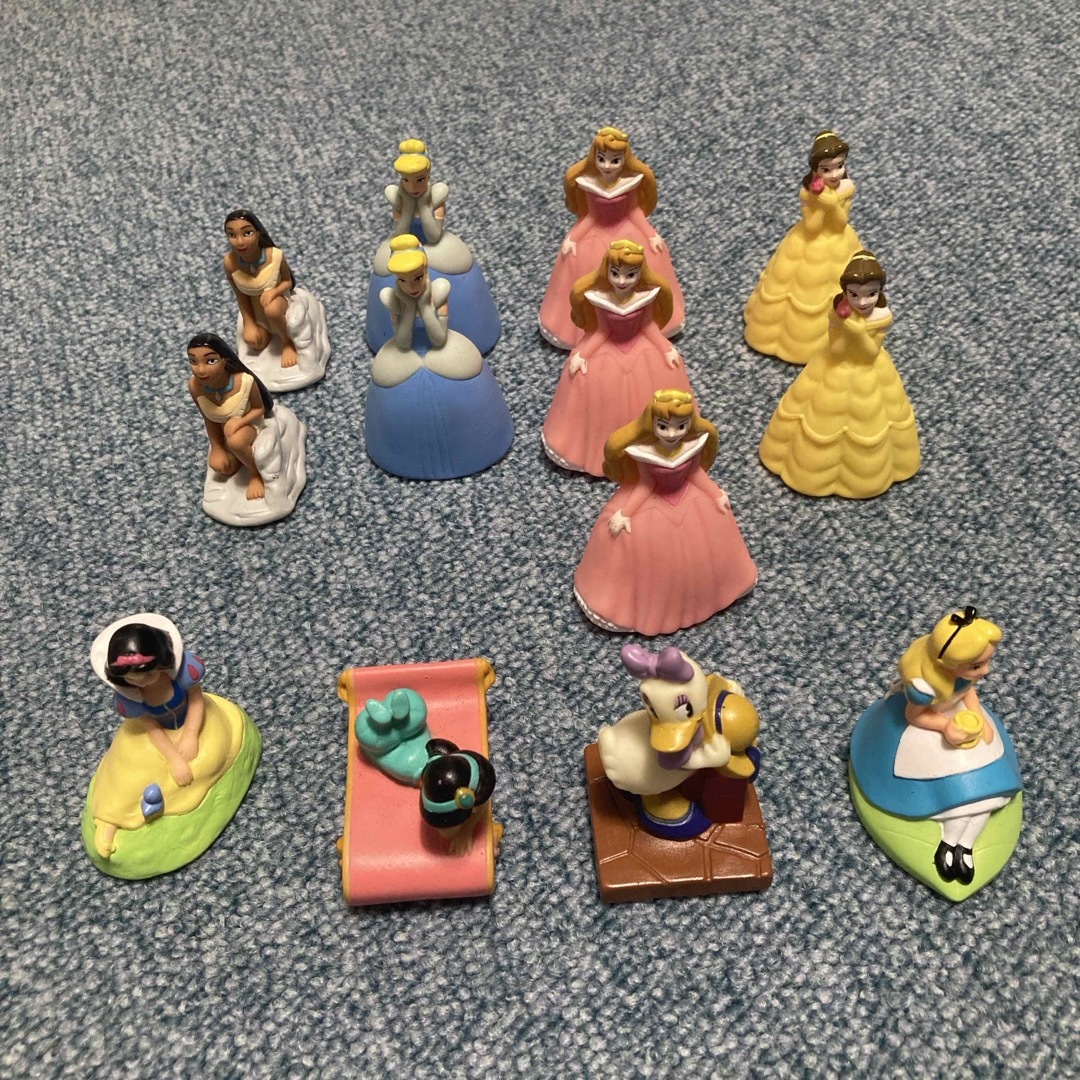 Disney(ディズニー)のディズニーキャラクターのフィギュア エンタメ/ホビーのおもちゃ/ぬいぐるみ(キャラクターグッズ)の商品写真
