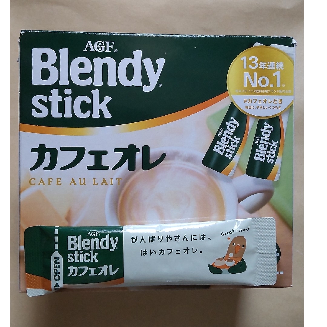 味の素AGF(アジノモトエージーエフ)のブレンディスティック カフェオレ コーヒー 食品/飲料/酒の飲料(コーヒー)の商品写真