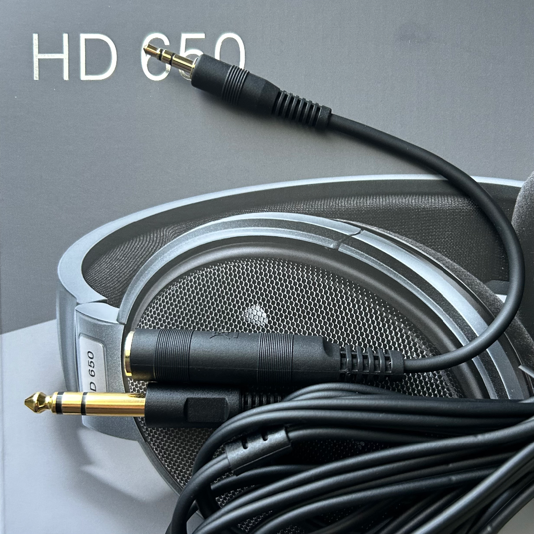 SENNHEISER(ゼンハイザー)の【未使用に近い 】HD 650 ゼンハイザー4.4mmバランスケーブルオプション スマホ/家電/カメラのオーディオ機器(ヘッドフォン/イヤフォン)の商品写真