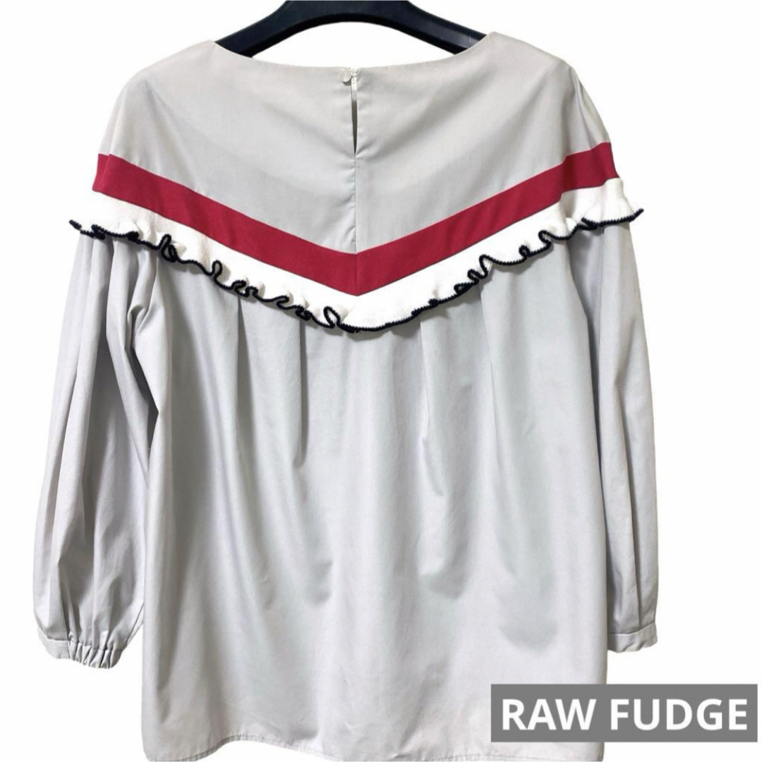 RAW FUDGE(ローファッジ)のRAW FUDGE ローファッジ　ボリュームスリーブブラウス レディースのトップス(シャツ/ブラウス(長袖/七分))の商品写真