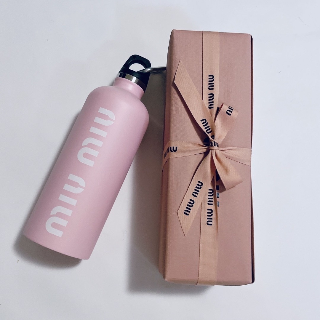 miu miu❤︎ミュウミュウ タンブラー ステンレスボトル miu miu❤︎ミュウミュウ タンブラー ステンレスボトル