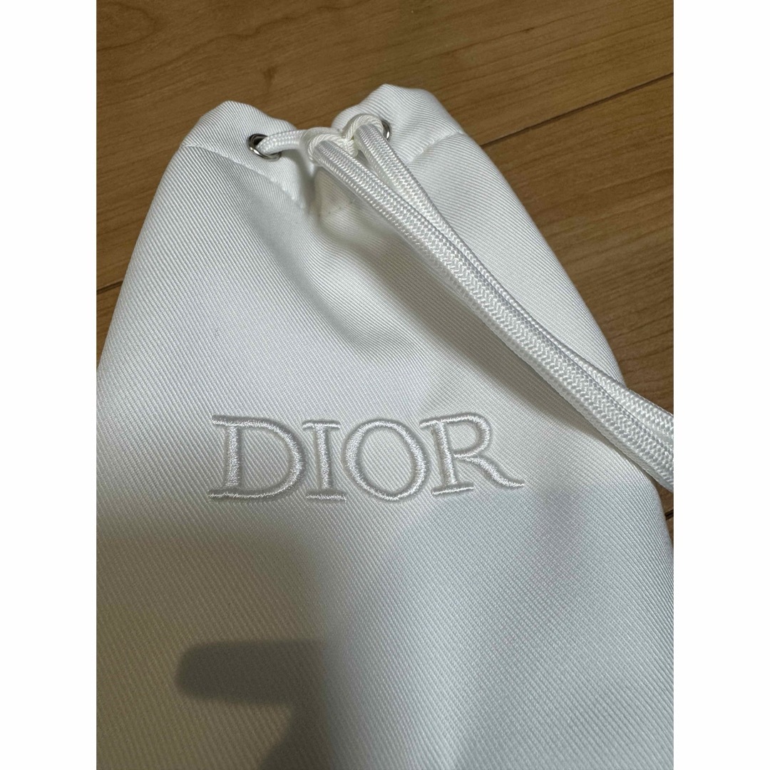 Christian Dior(クリスチャンディオール)の新品未使用　ディオール　巾着　ポーチ レディースのファッション小物(ポーチ)の商品写真