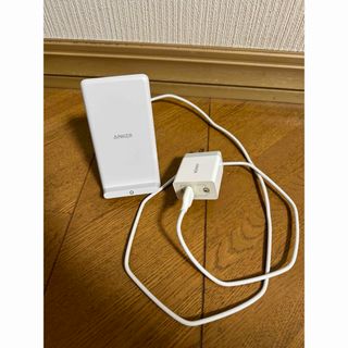 アンカー(Anker)のAnker PowerWave 10 Stand ワイヤレス充電器 Qi認証(バッテリー/充電器)