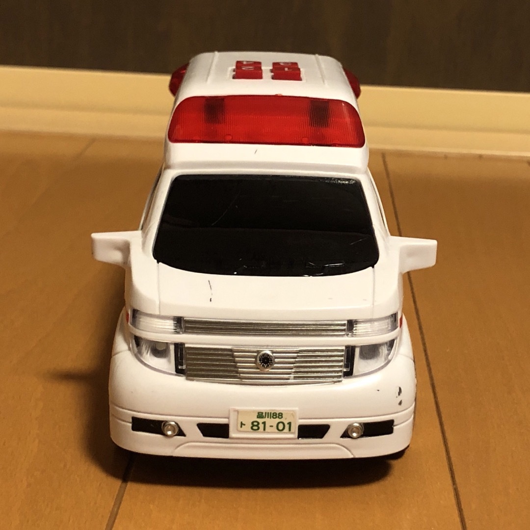 TOYCO(トイコー)のトイコー Toyco ミニサウンド エルグランド救急車 キッズ/ベビー/マタニティのおもちゃ(電車のおもちゃ/車)の商品写真