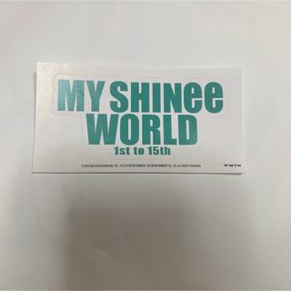 シャイニー(SHINee)の『MY SHINee WORLD』 ロゴステッカー(アイドルグッズ)