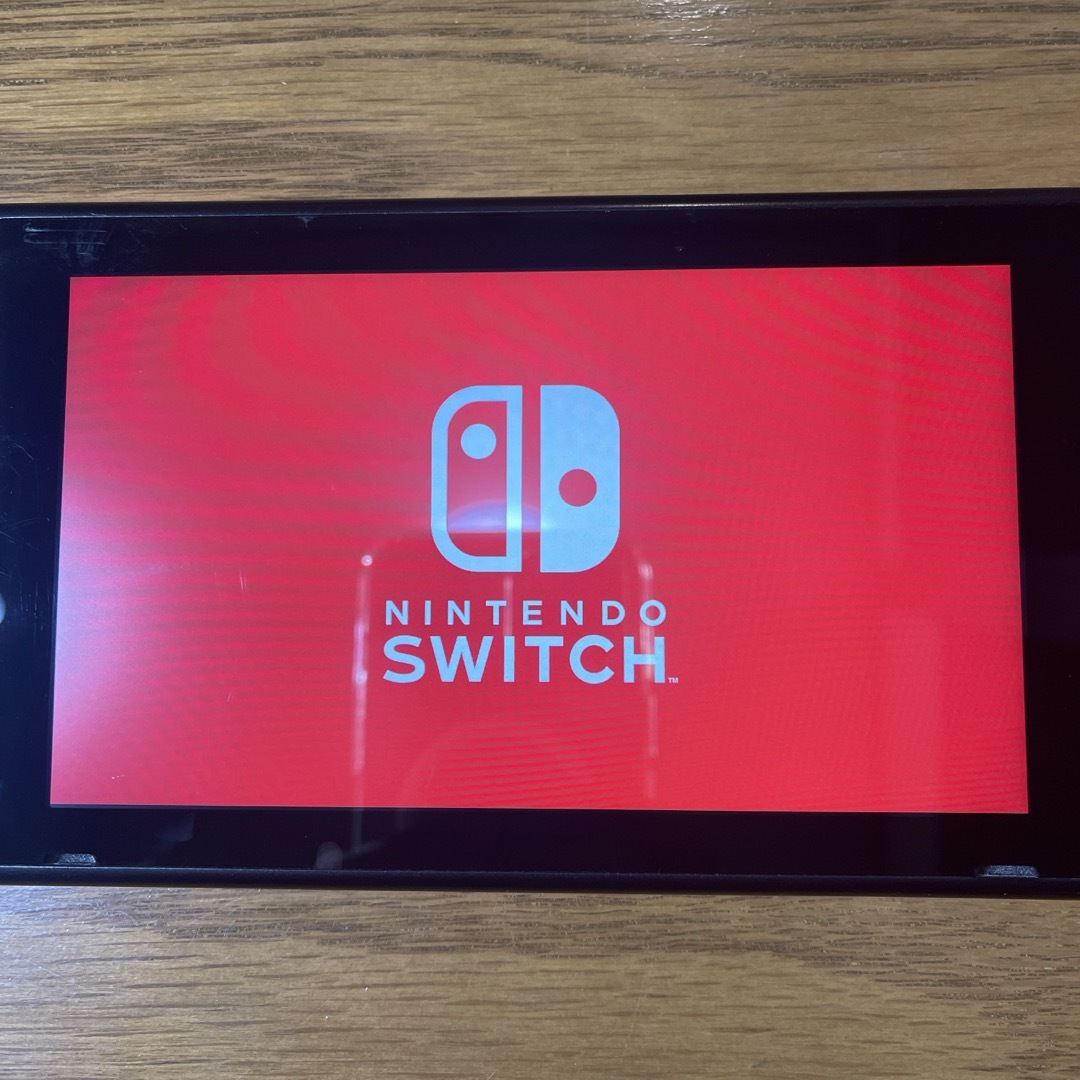 Nintendo Switch(ニンテンドースイッチ)の旧型　Nintendo　Switch　スイッチ　任天堂　本体　のみ エンタメ/ホビーのゲームソフト/ゲーム機本体(家庭用ゲーム機本体)の商品写真