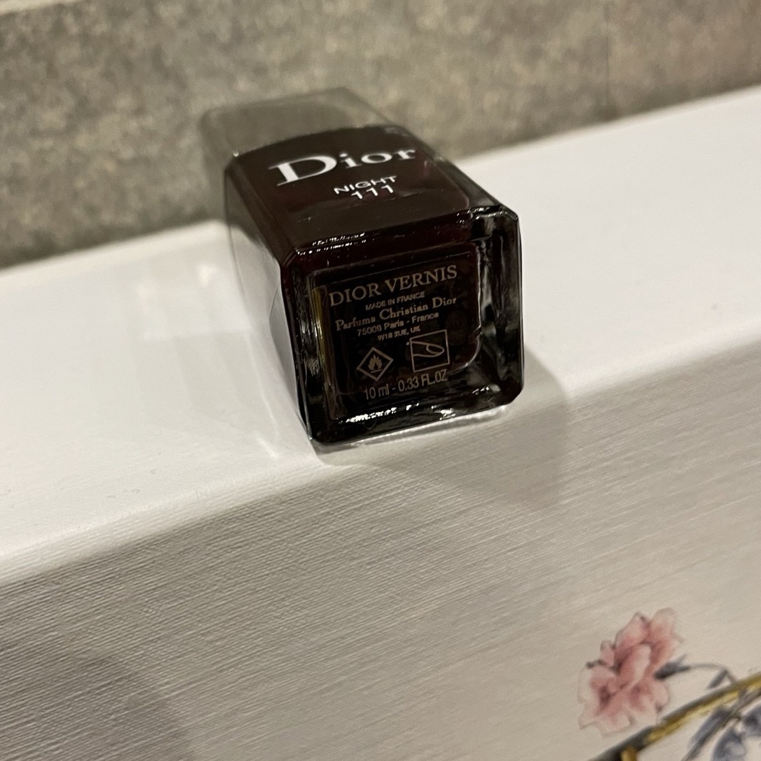 Dior マニキュア ネイル エナメル ヴェルニ 111 ナイト ダークパープル