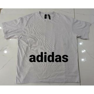 アディダス(adidas)のトップス　半袖　シャツ　adidas(シャツ)