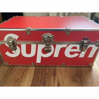 シュプリーム(Supreme)のsupreme Rhino Trunk ライノトランク　レッド(棚/ラック/タンス)