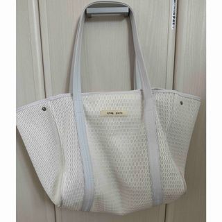 qbag paris ネスト ジップ付き nest zip(マザーズバッグ)