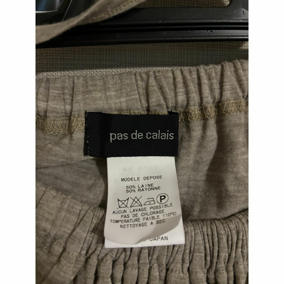 pas de calais(パドカレ)の最終値下げ pasdecalais パドカレ スカート グレー 送料無料 美品 レディースのスカート(その他)の商品写真