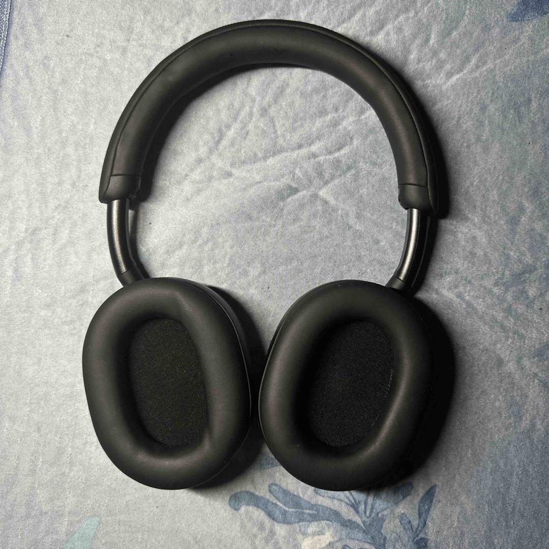 SONY(ソニー)のWH-1000XM5 Black スマホ/家電/カメラのオーディオ機器(ヘッドフォン/イヤフォン)の商品写真