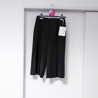 courreges❤️新品❤️クレージュ黒ブラックの八分丈パンツ38