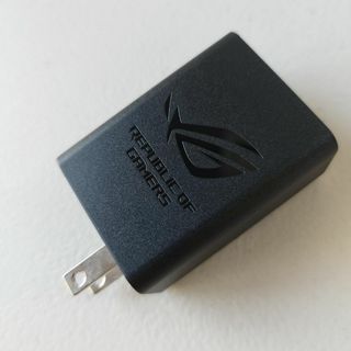 エイスース(ASUS)のASUS ROG 純正 30W 急速充電 充電器 ACアダプター Type-C2(バッテリー/充電器)