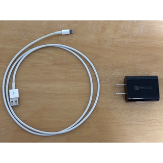アップル(Apple)の【美品】Apple純正 lightningケーブル USB-A 充電アダプタ(バッテリー/充電器)