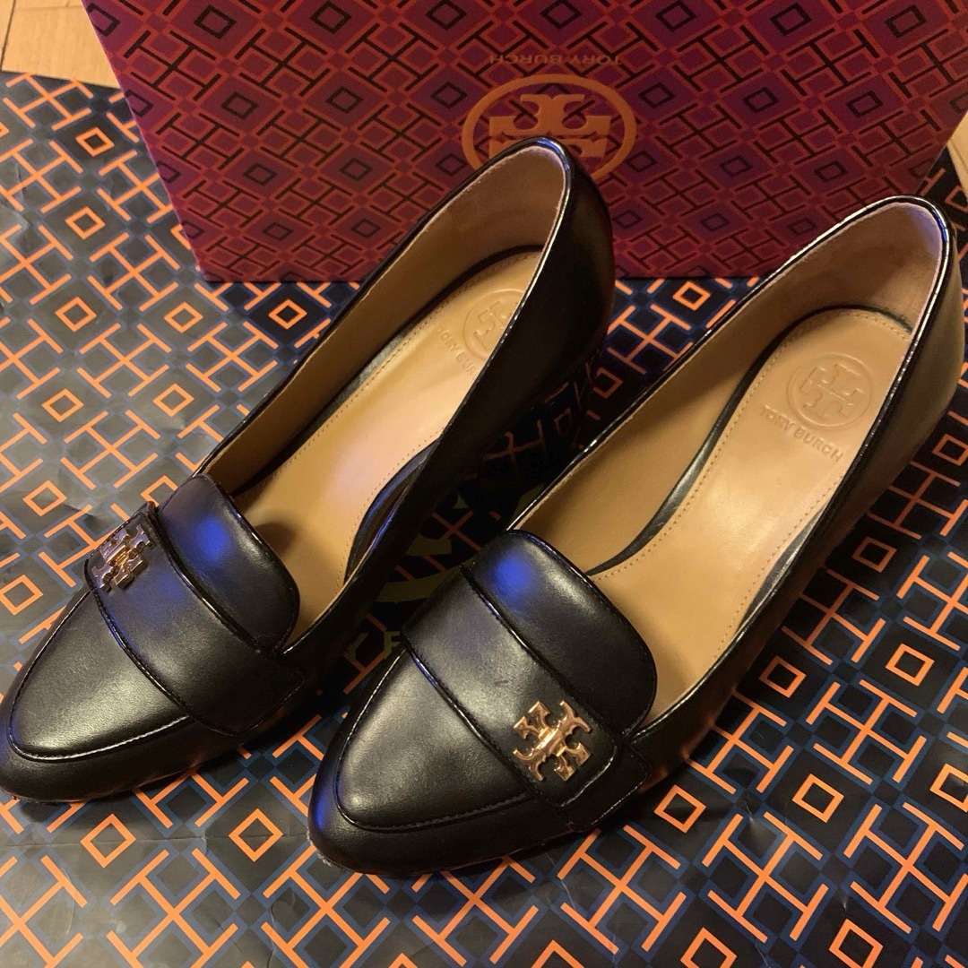 Tory Burch(トリーバーチ)のTORYBURCH トリーバーチ　チャンキーヒール　ローファー　パンプス レディースの靴/シューズ(ハイヒール/パンプス)の商品写真