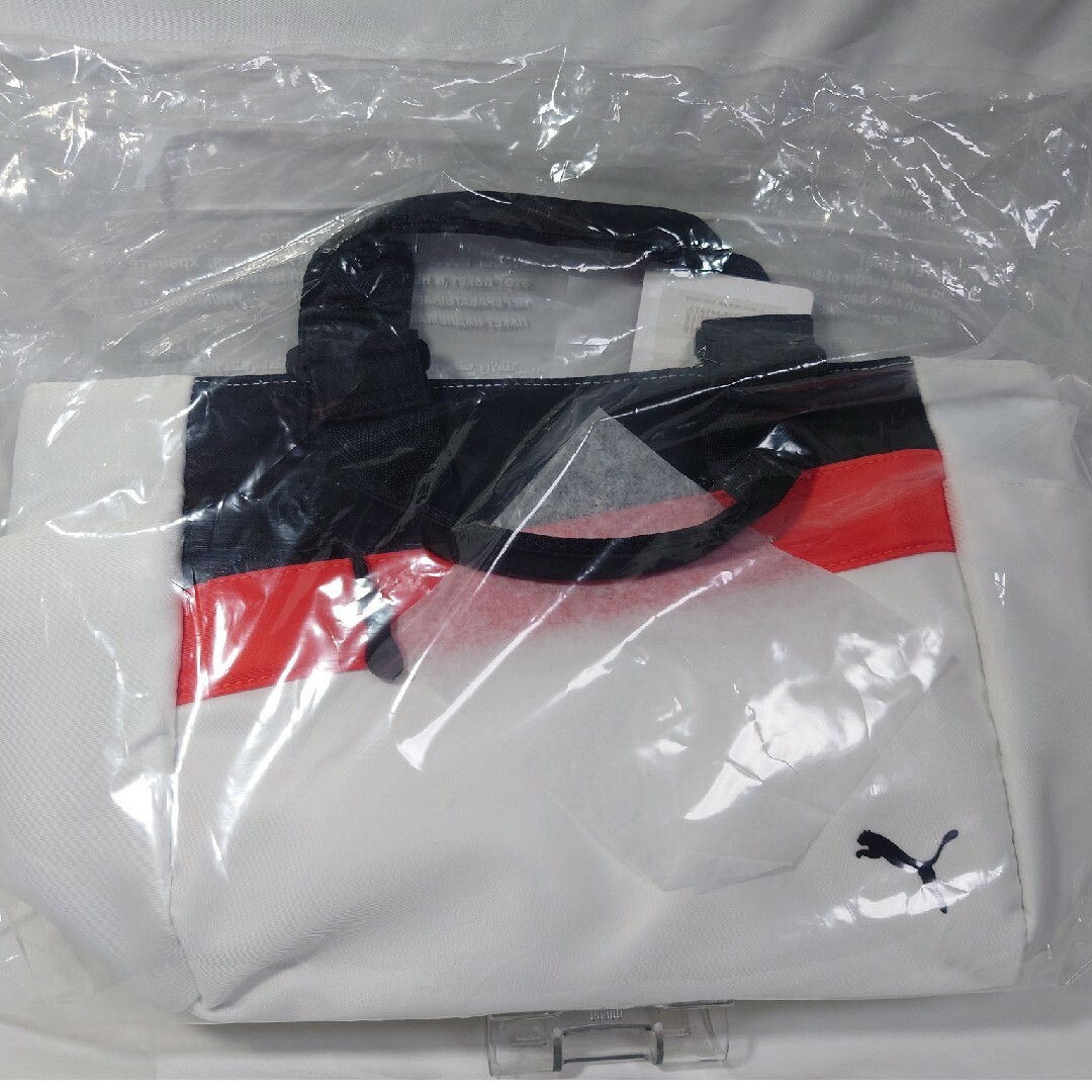 PUMA(プーマ)の新品未使用  PUMAプーマ ゴルフ カラーブロッキングラウンド トートバッグ メンズのバッグ(トートバッグ)の商品写真