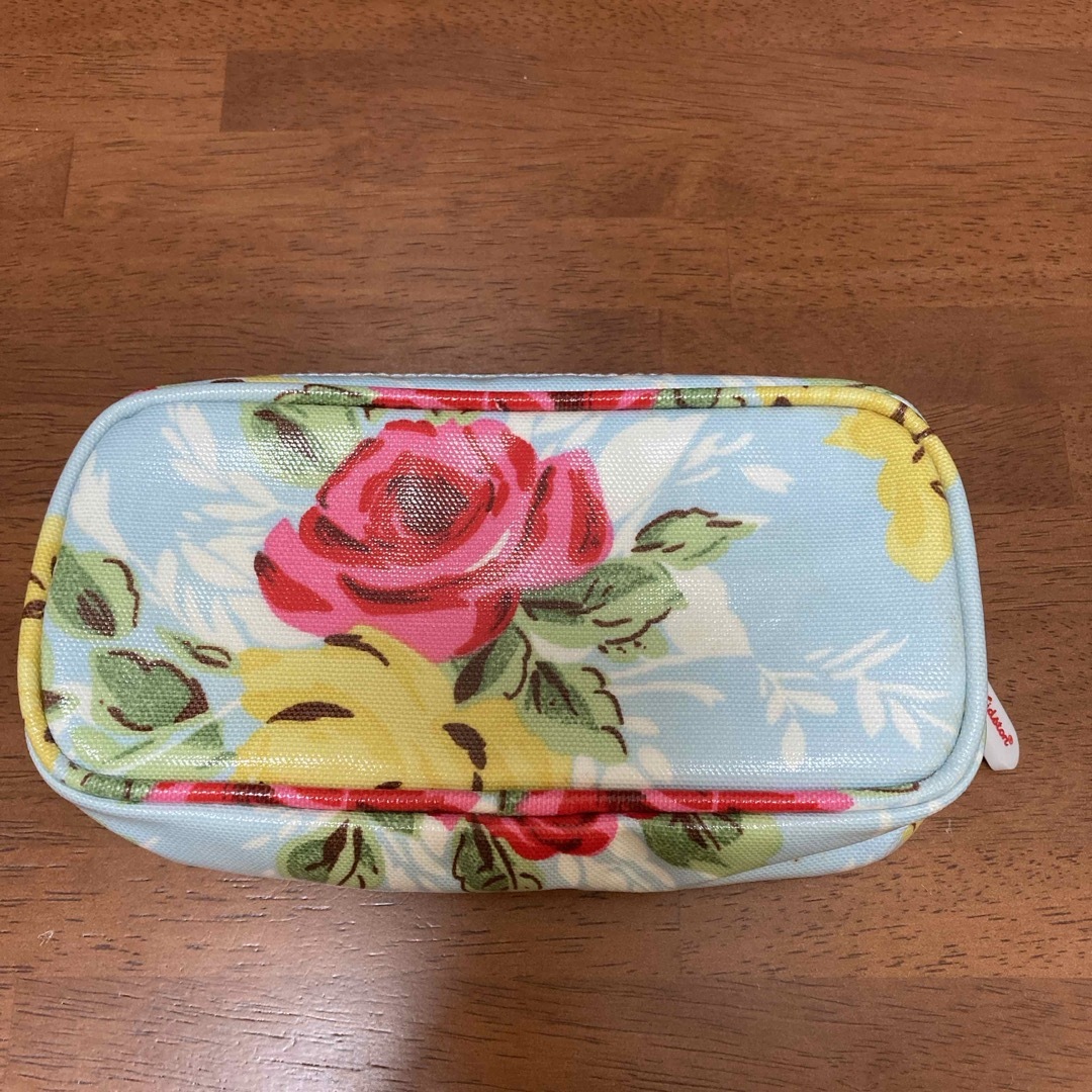 Cath Kidston(キャスキッドソン)のCath Kidstonのポーチ レディースのファッション小物(ポーチ)の商品写真