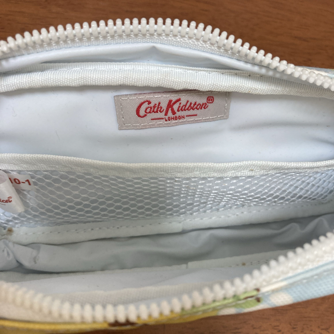 Cath Kidston(キャスキッドソン)のCath Kidstonのポーチ レディースのファッション小物(ポーチ)の商品写真