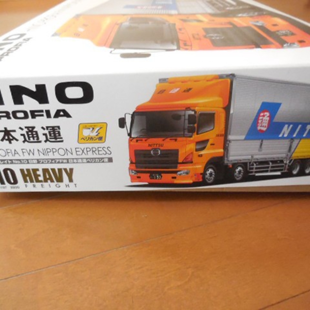 AOSHIMA - トラック プラモデル 1/32 プロフィア ヘビーフレイト AOSHIMA - トラック プラモデル 1/32 プロフィア ヘビーフレイト