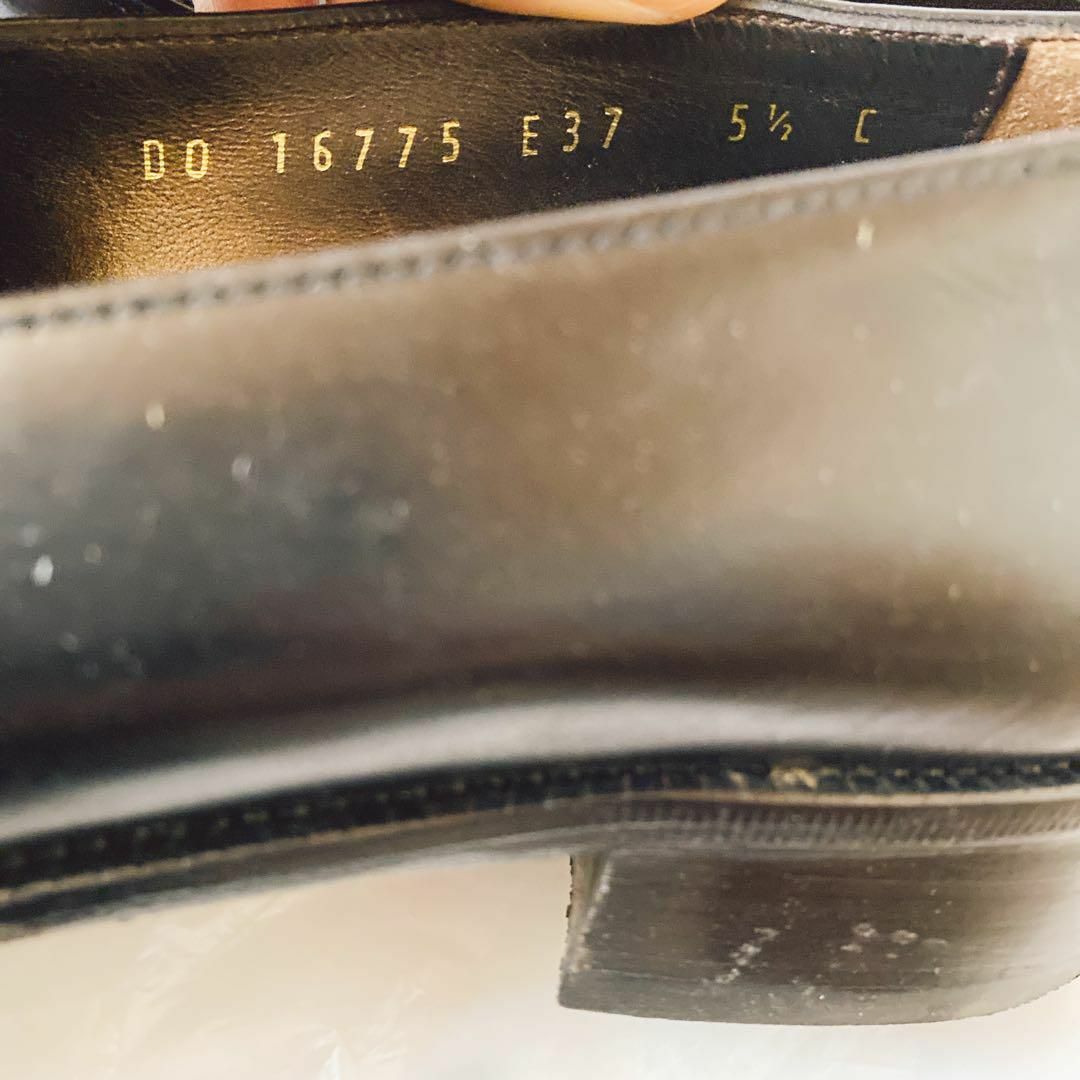 Salvatore Ferragamo(サルヴァトーレフェラガモ)のフェラガモ　ローファー　22.5cm ブラック　レディース　ローヒールパンプス レディースの靴/シューズ(ローファー/革靴)の商品写真