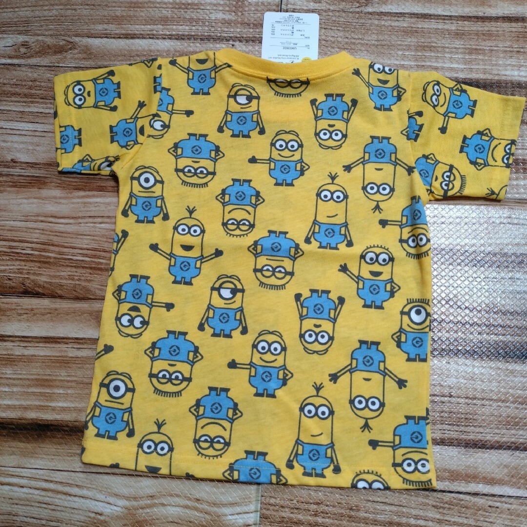 ミニオン(ミニオン)の新品 未使用 Minions  ミニオンズ 半袖 Tシャツ 黄色 総柄 110 キッズ/ベビー/マタニティのキッズ服男の子用(90cm~)(Tシャツ/カットソー)の商品写真