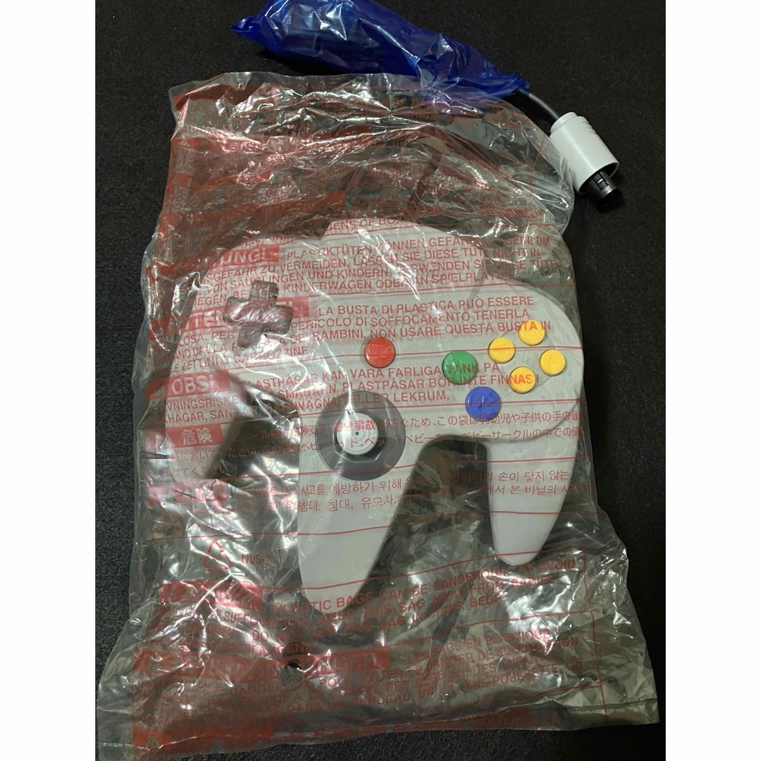 NINTENDO 64(ニンテンドウ64)のNintendo64 新品未使用　デッドストック　wゲットポケモンカード未開封 エンタメ/ホビーのゲームソフト/ゲーム機本体(家庭用ゲーム機本体)の商品写真