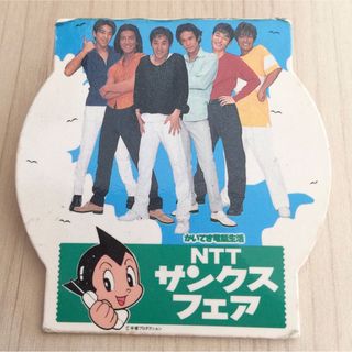 スマップ(SMAP)の値下げしました！【レア商品】解散SMAP 6人ショットのバッチ 非売品(キャラクターグッズ)