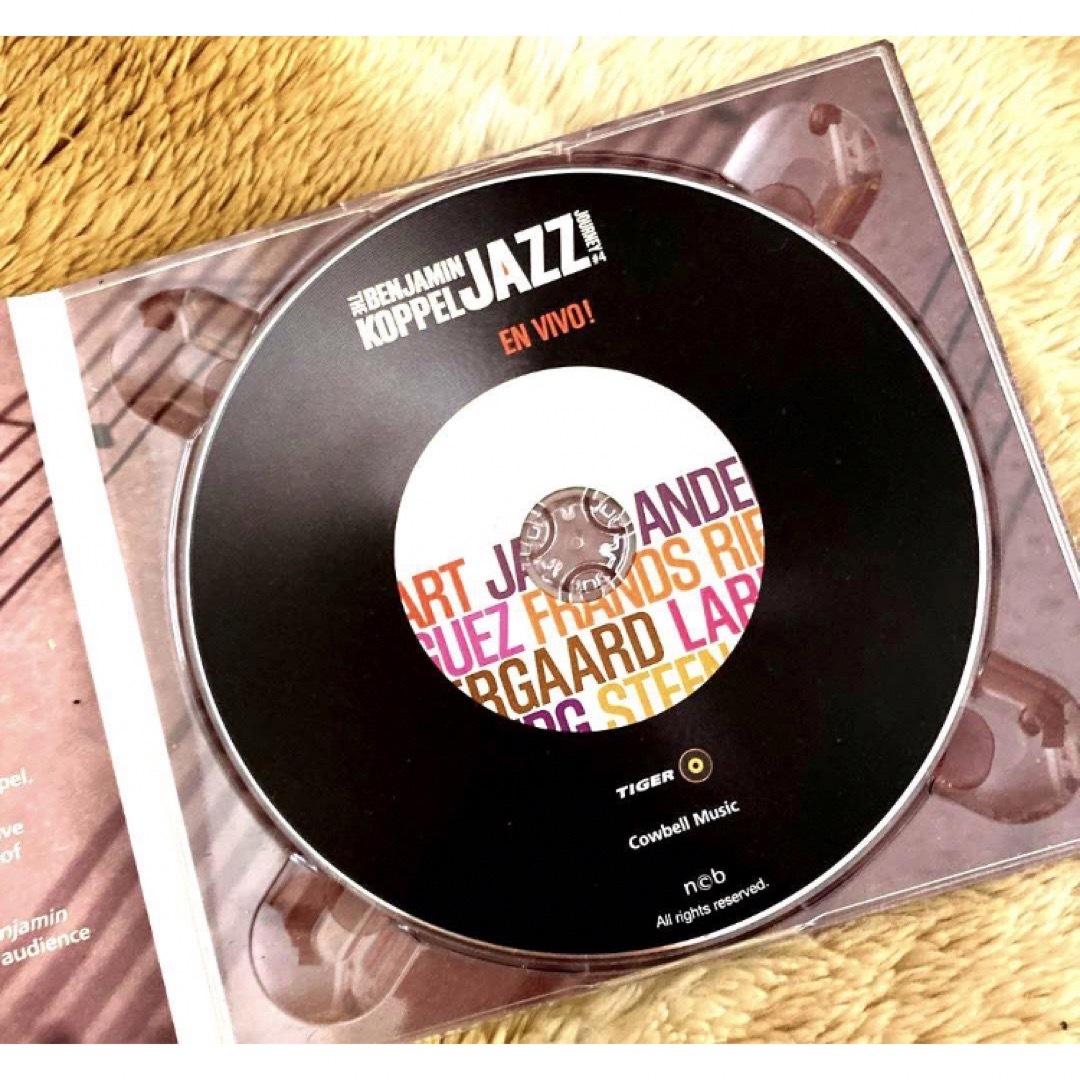 【送料込み500円】THE BENJAMIN / EN VIVO エンタメ/ホビーのCD(ジャズ)の商品写真
