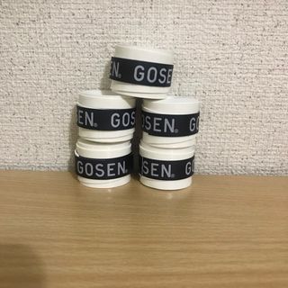 ゴーセン(GOSEN)の即購入OK!即発送！GOSEN テニスグリップテープ ホワイト　5個(その他)